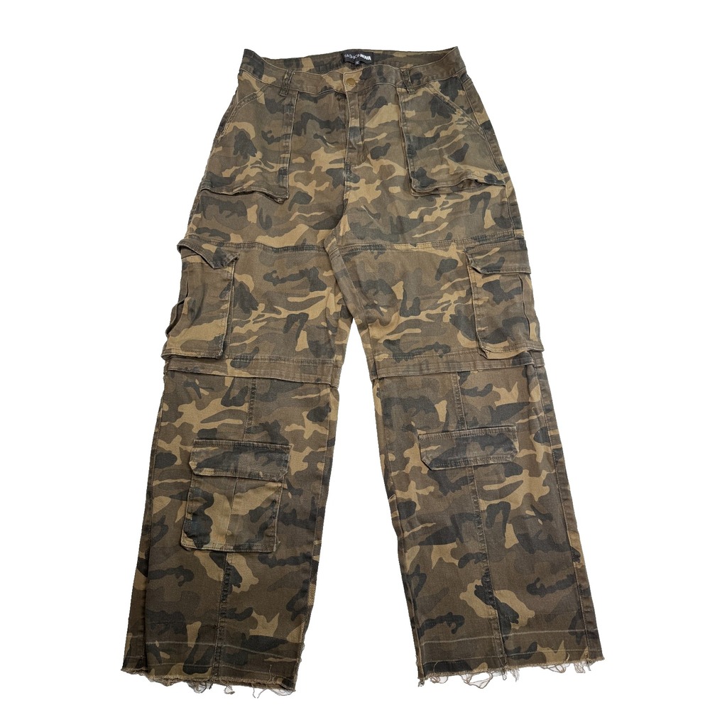 Fashion Nova Womens 2X Camo Cargo Pants Wide Leg Raw Hem High Rise